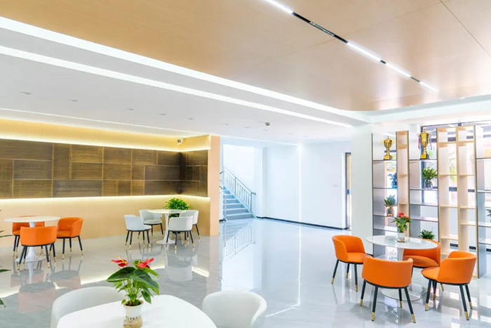 1758869700110816.jpg 4 上實劍橋國際高中部2026年預(yù)錄取招生簡章_考試大綱3.jpg